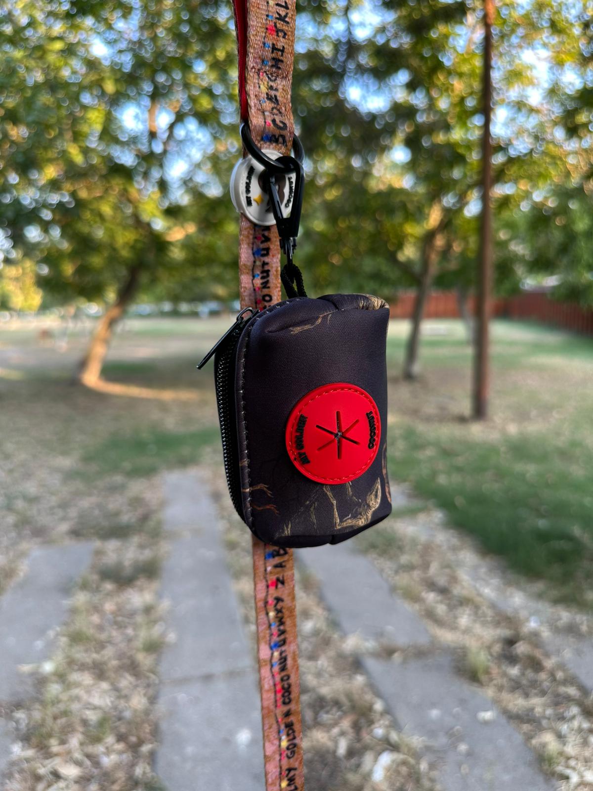 Correa + porta bolsitas Golden Things